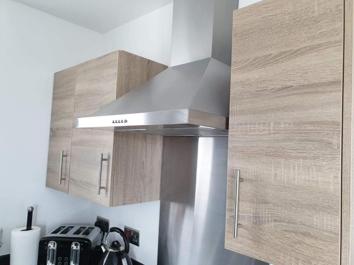 Modern Apartment With Stunning Sea View 웨스턴슈퍼매어 외부 사진